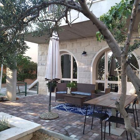 Holiday Home With Free Parking By The Beach Brela Bagian luar foto